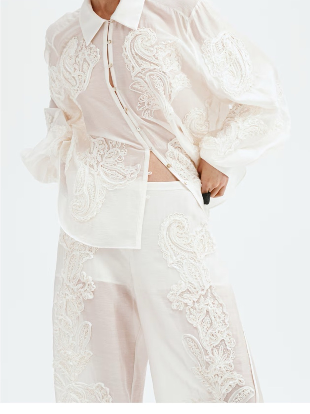 NWT H&M appliqué barrel leg pants - Picture 2 of 7